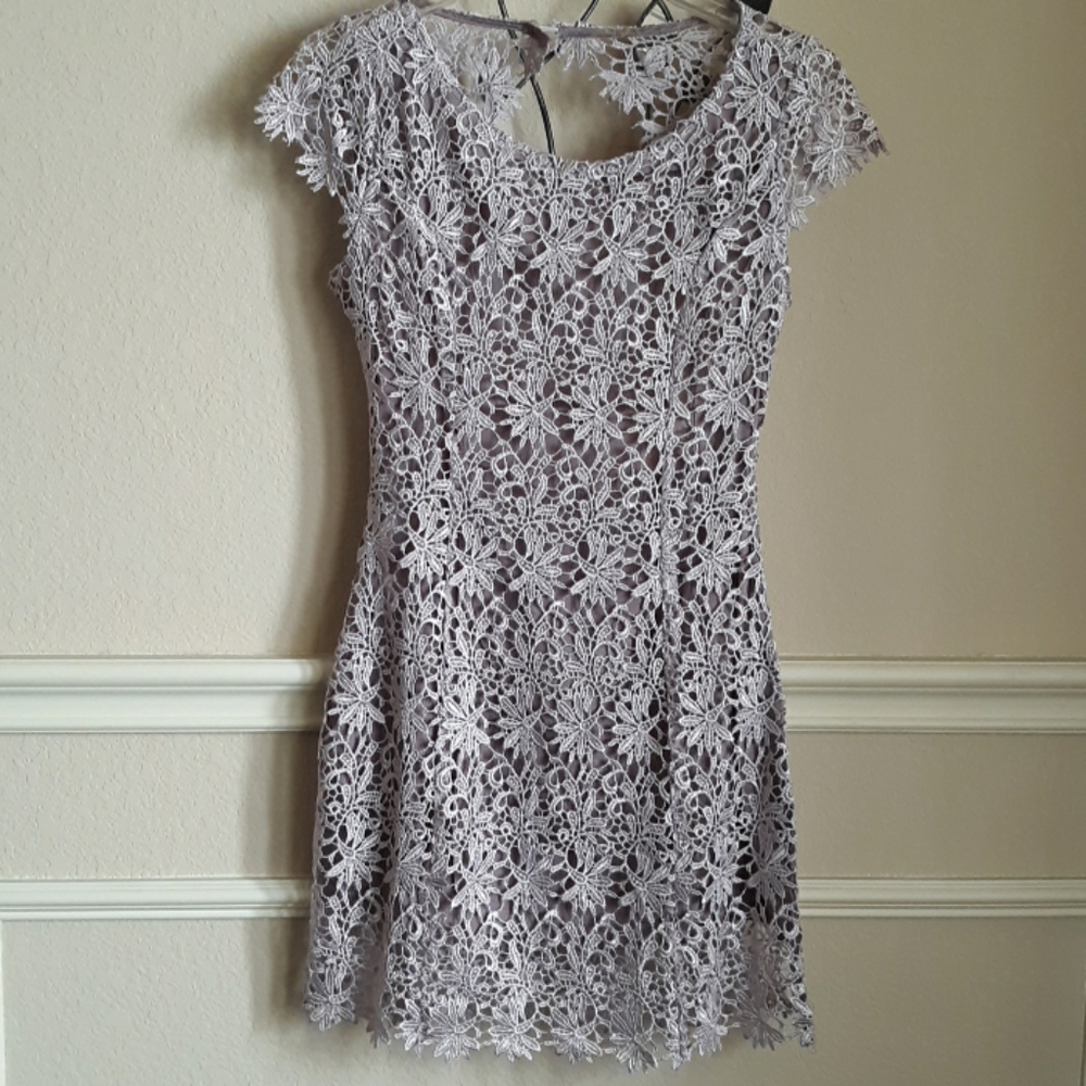 NWOT Lilac Lace Crochet Cocktail Party Dress